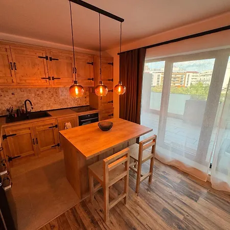 Cozy Two Bedroom Apartment Cluj-Napoca Exterior foto