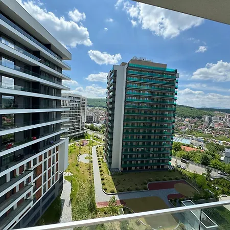 Cozy Two Bedroom Apartment Cluj-Napoca Exterior foto