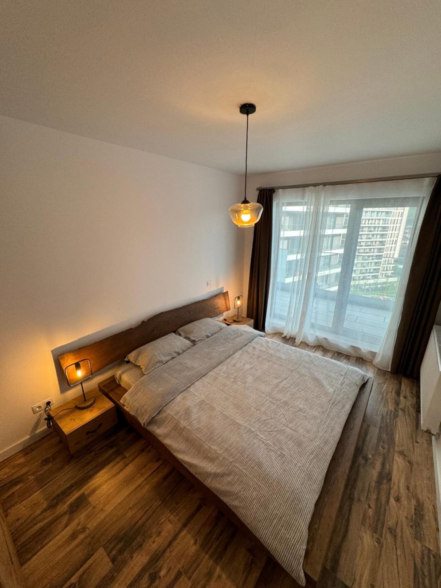 Cozy Two Bedroom Apartment